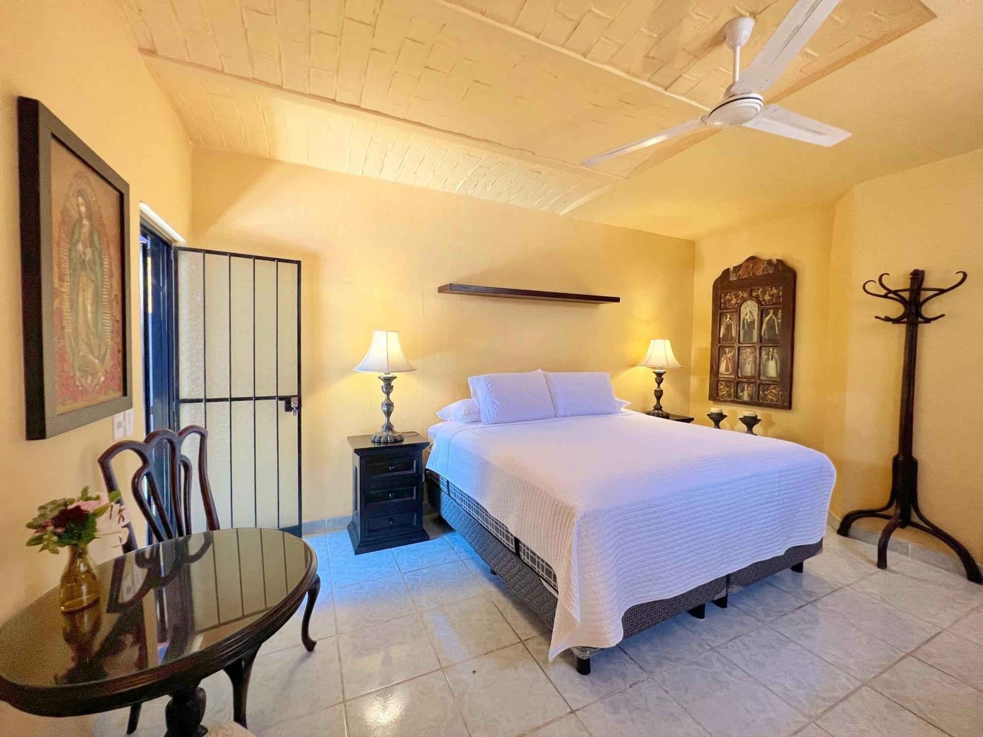 Estrellita'S Bed & Breakfast Ajijic Eksteriør bilde